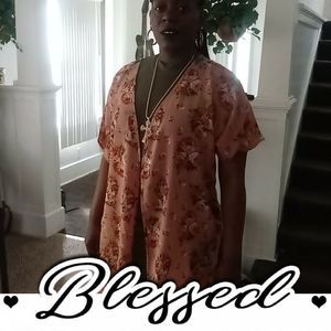 Meet your Posher, Lala